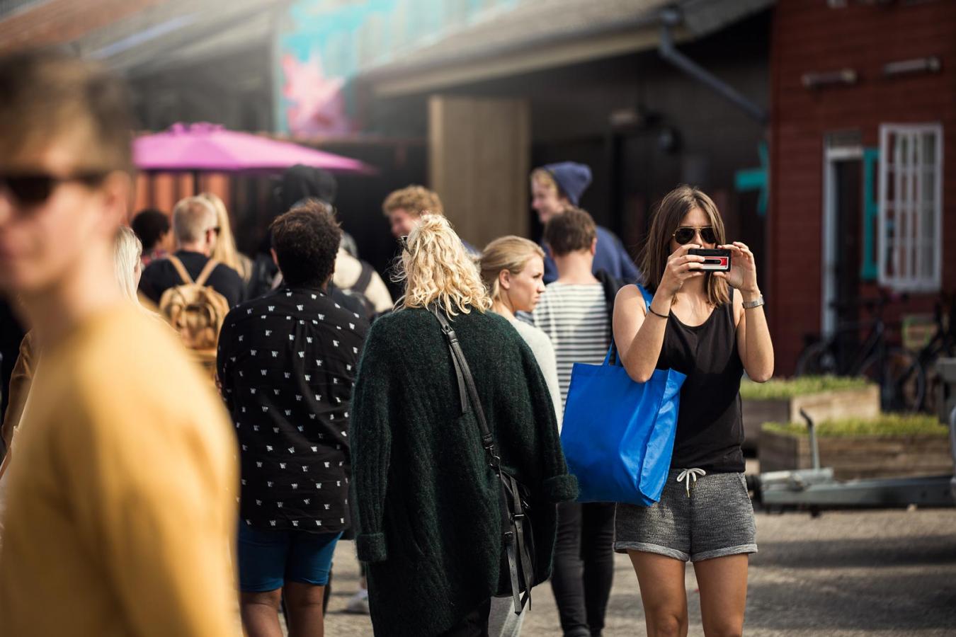 Slap af, spis godt, besøg attraktioner i verdensklasse og mærk byens særlige nærvær. Velkommen til Aarhus